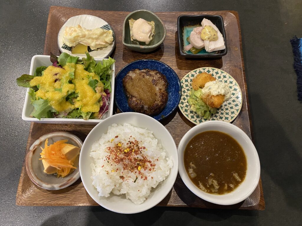 8種のおかず豆皿ランチ